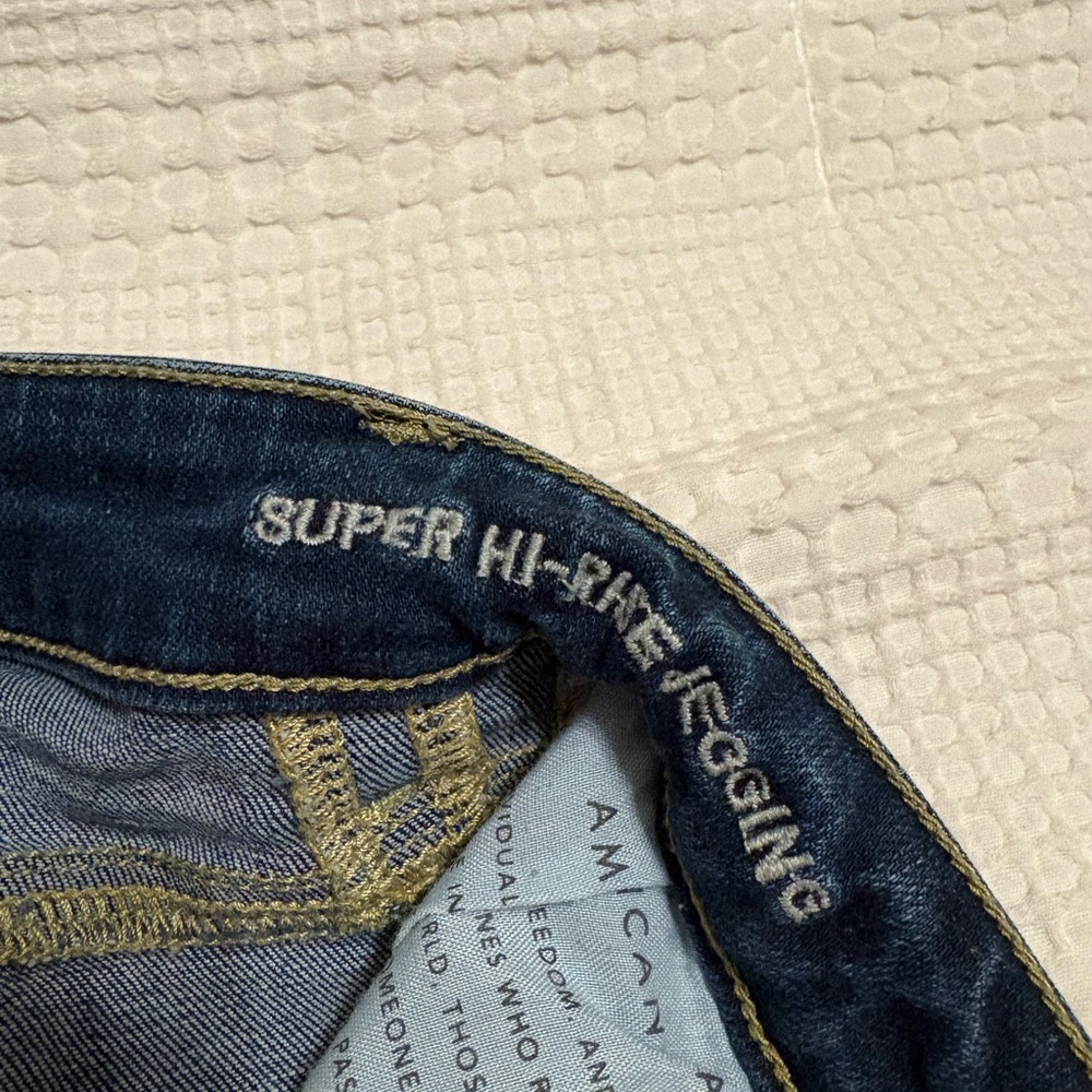 American Eagle Outfitters Dark Wash Super Hi-Rise Jegging - Picture 4 of 5
